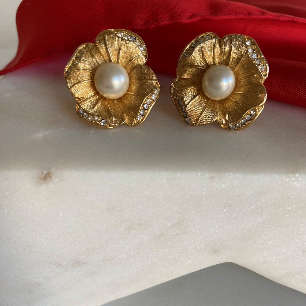 Vintage Christian Dior 1980s Earrings - Flower White Pearl Crystals Pierced